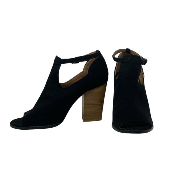 Qupid Black Faux Suede Peep Toe Buckle Strap Booties Block Heel size 8 - Picture 8 of 14